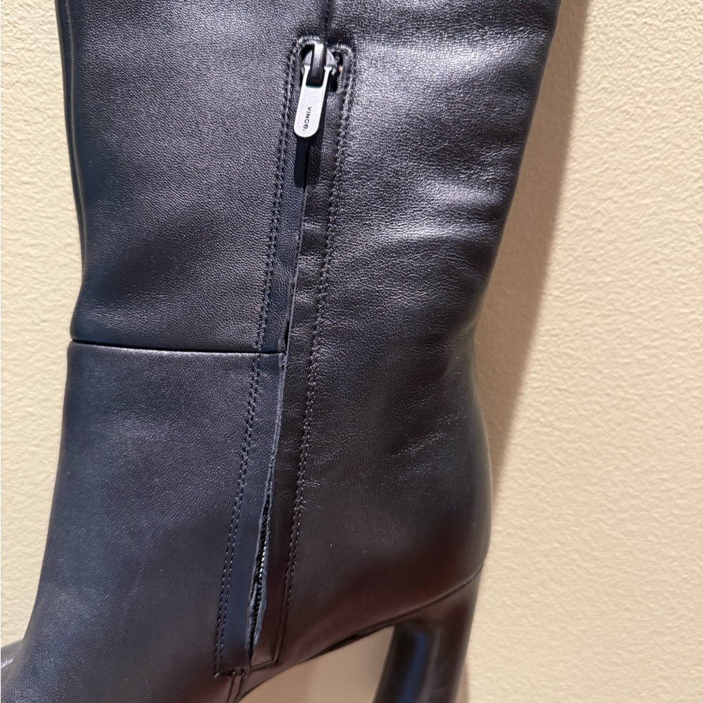 Elegant Vince Vero Cuoio Black Boots - Picture 2 of 3